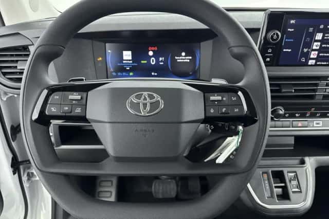 Toyota Proace (2026) thumbnail 4