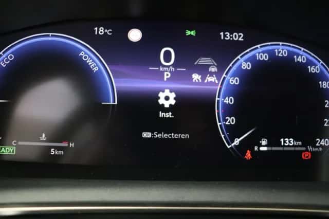 Toyota Corolla_Touring_Sports (2025) thumbnail 6