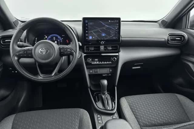 Toyota Yaris_Cross (2025) thumbnail 4