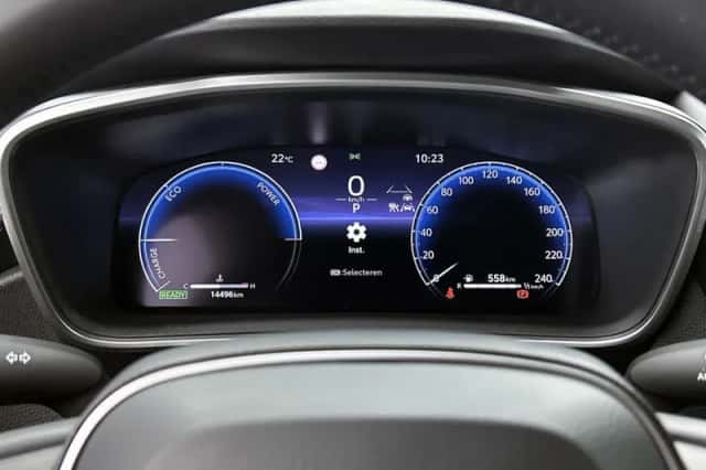 Toyota Corolla_Touring_Sports (2025) thumbnail 5