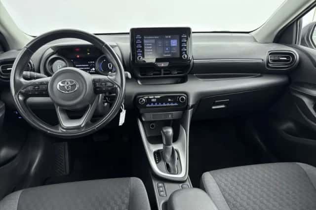 Toyota Yaris (2023) thumbnail 4