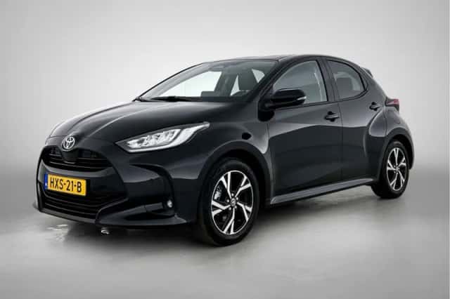Toyota Yaris (2025) thumbnail 1