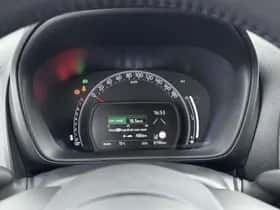 Toyota Aygo (2024) thumbnail 5