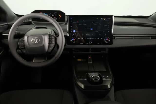 Toyota C-HR+ (2026) thumbnail 4