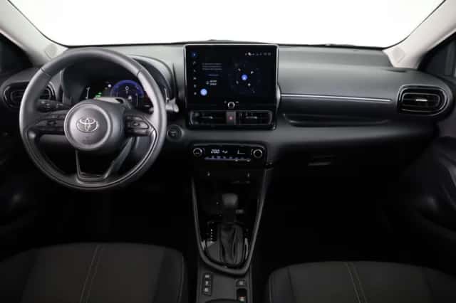 Toyota Yaris (2026) thumbnail 4