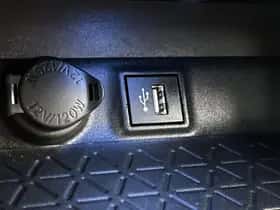 Toyota RAV4 (2025) thumbnail 24