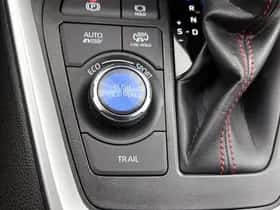 Toyota RAV4 (2025) thumbnail 31