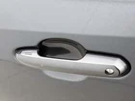 Toyota RAV4 (2025) thumbnail 32