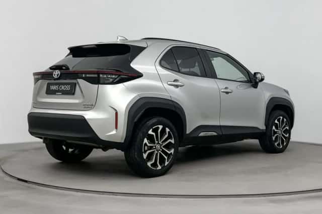 Toyota Yaris_Cross (2024) thumbnail 2
