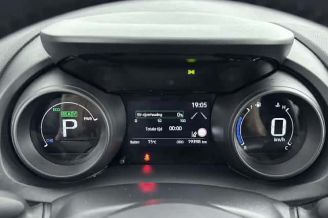 Toyota Yaris_Cross (2024) thumbnail 5