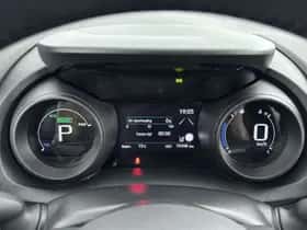 Toyota Yaris_Cross (2024) thumbnail 5