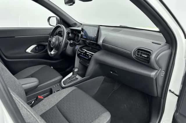 Toyota Yaris_Cross (2022) thumbnail 6