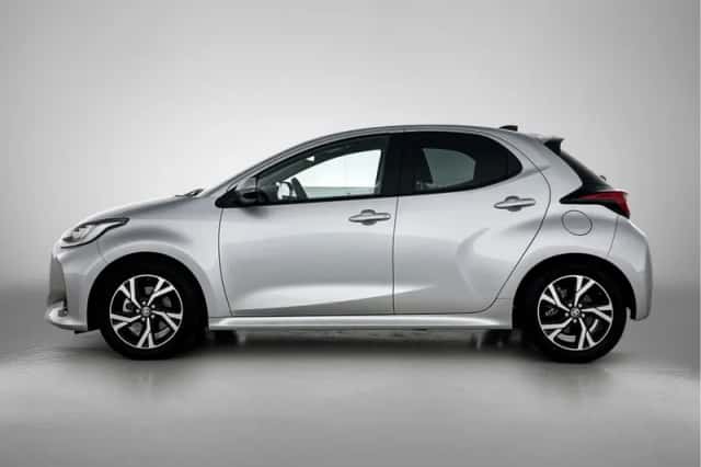 Toyota Yaris (2025) thumbnail 3