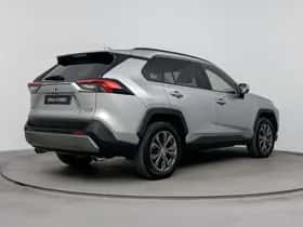 Toyota RAV4 (2024) thumbnail 2