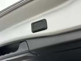 Toyota RAV4 (2024) thumbnail 25