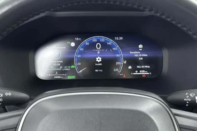 Toyota RAV4 (2024) thumbnail 5