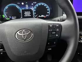 Toyota C-HR (2025) thumbnail 14