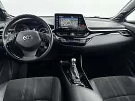 Toyota C-HR (2021) thumbnail 4