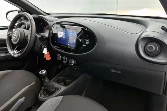 Toyota Aygo (2024) thumbnail 6