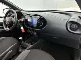 Toyota Aygo (2024) thumbnail 6