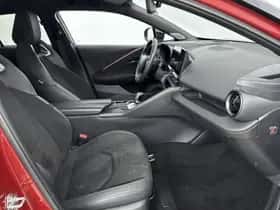 Toyota C-HR (2024) thumbnail 33