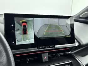 Toyota C-HR (2024) thumbnail 9