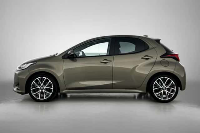 Toyota Yaris (2025) thumbnail 3