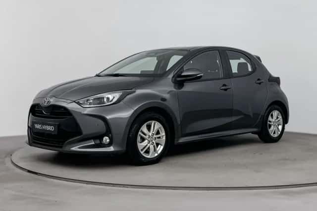 Toyota Yaris (2025) thumbnail 1