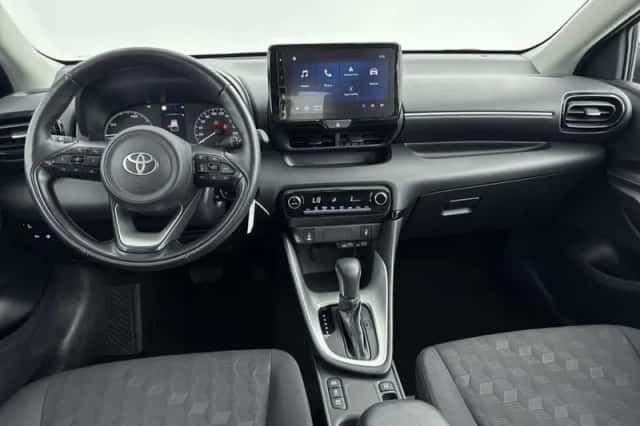 Toyota Yaris (2025) thumbnail 4