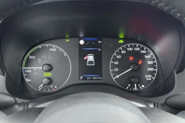 Toyota Yaris (2025) thumbnail 5
