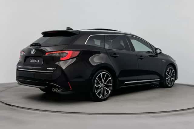 Toyota Corolla_Touring_Sports (2020) thumbnail 2