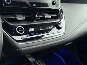 Toyota Corolla_Touring_Sports (2020) thumbnail 10