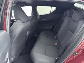 Toyota C-HR (2018) thumbnail 17