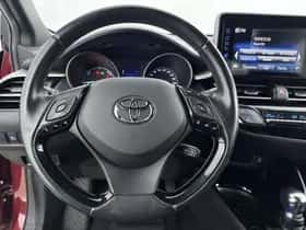Toyota C-HR (2018) thumbnail 18
