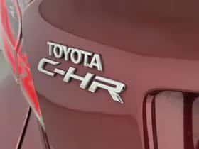 Toyota C-HR (2018) thumbnail 19
