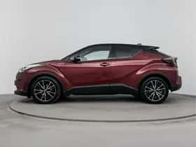 Toyota C-HR (2018) thumbnail 3
