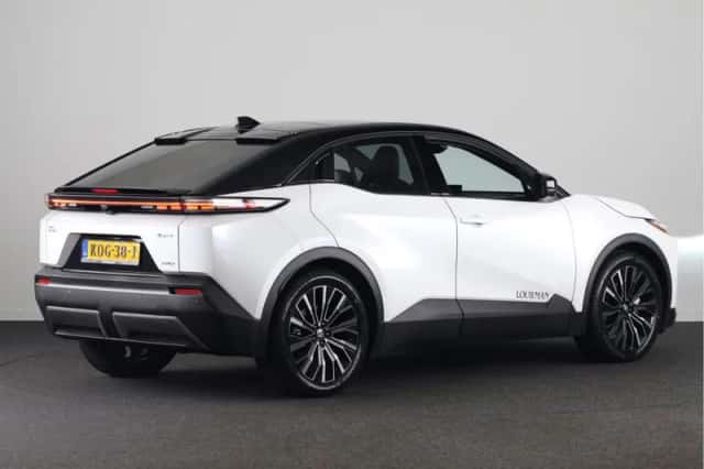 Toyota C-HR+ (2026) thumbnail 2