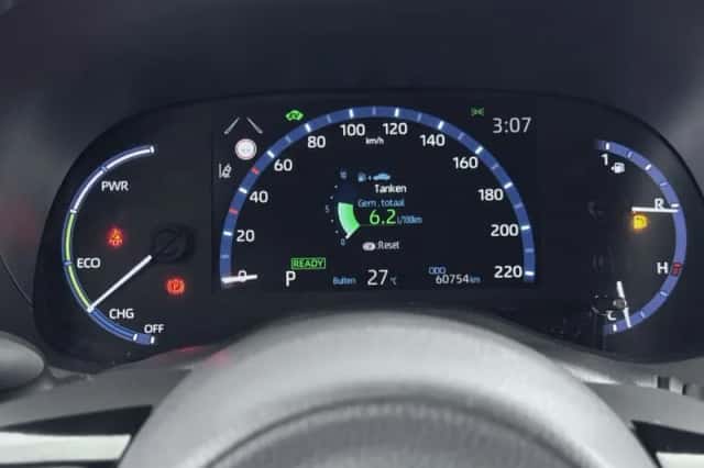 Toyota Yaris Cross (2021) thumbnail 5