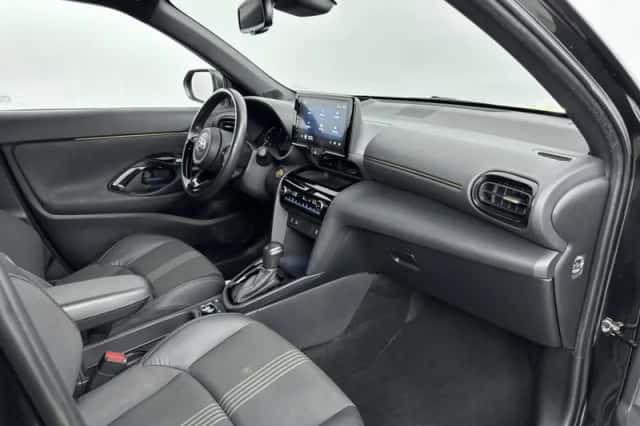 Toyota Yaris Cross (2021) thumbnail 6