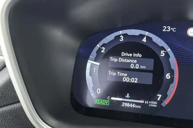 Toyota Corolla_Cross (2024) thumbnail 6