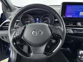 Toyota C-HR (2023) thumbnail 17
