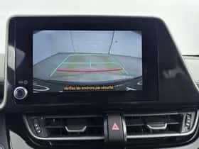 Toyota C-HR (2023) thumbnail 8