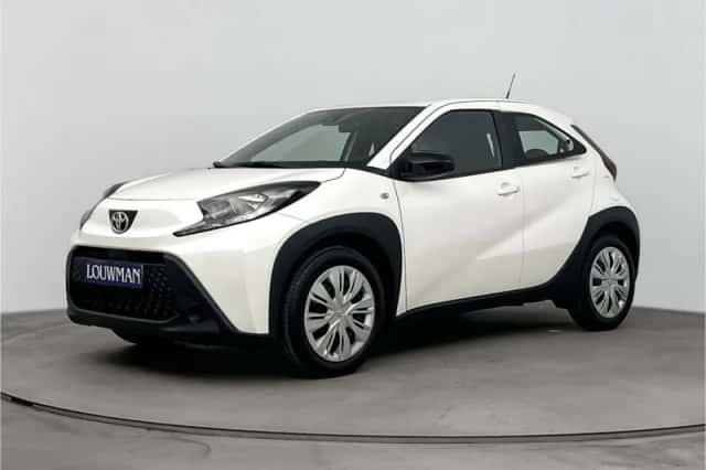 Toyota Aygo (2024) thumbnail 1