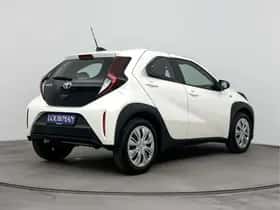 Toyota Aygo (2024) thumbnail 2
