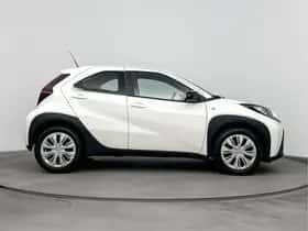 Toyota Aygo (2024) thumbnail 15