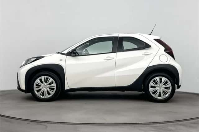Toyota Aygo (2024) thumbnail 3