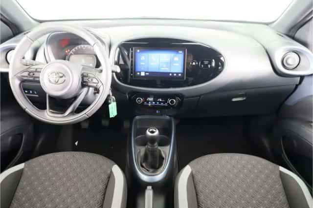 Toyota Aygo (2024) thumbnail 5