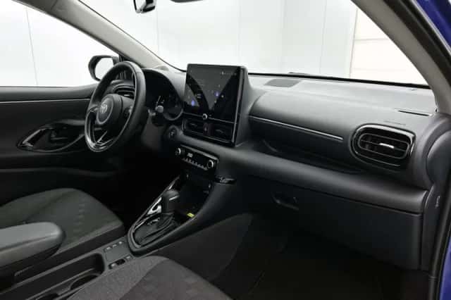 Toyota Yaris (2025) thumbnail 6