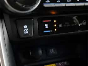 Toyota RAV4 (2026) thumbnail 28