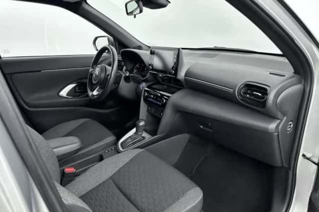 Toyota Yaris_Cross (2022) thumbnail 6